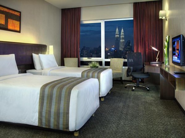 Kuala-lumpur-furama-bukit-bintang-room